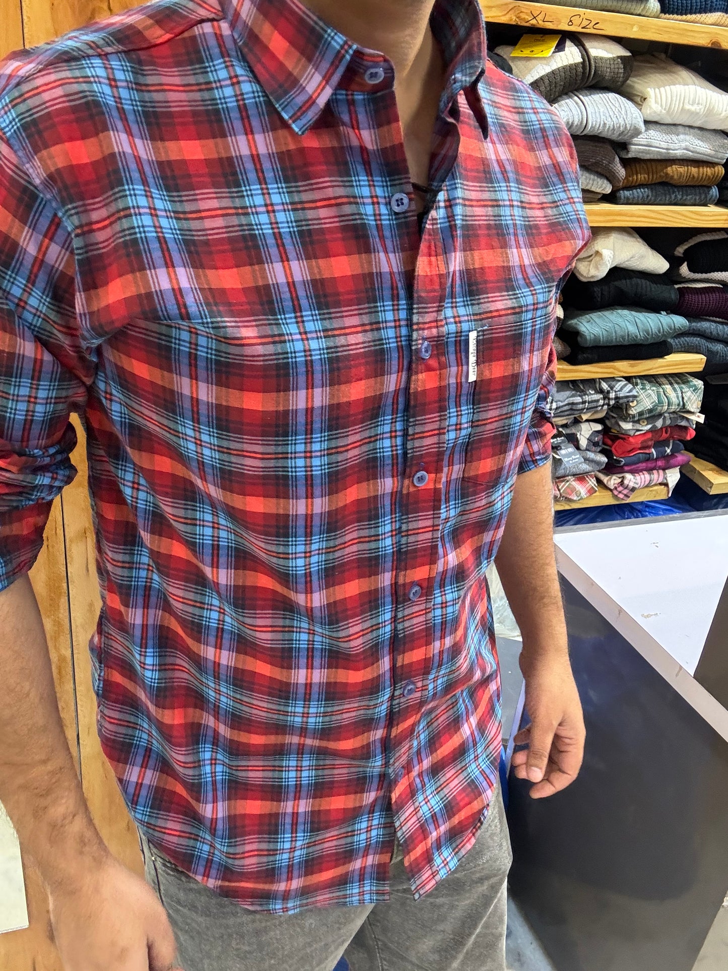 Premium Checked Shirt (L) ED1186